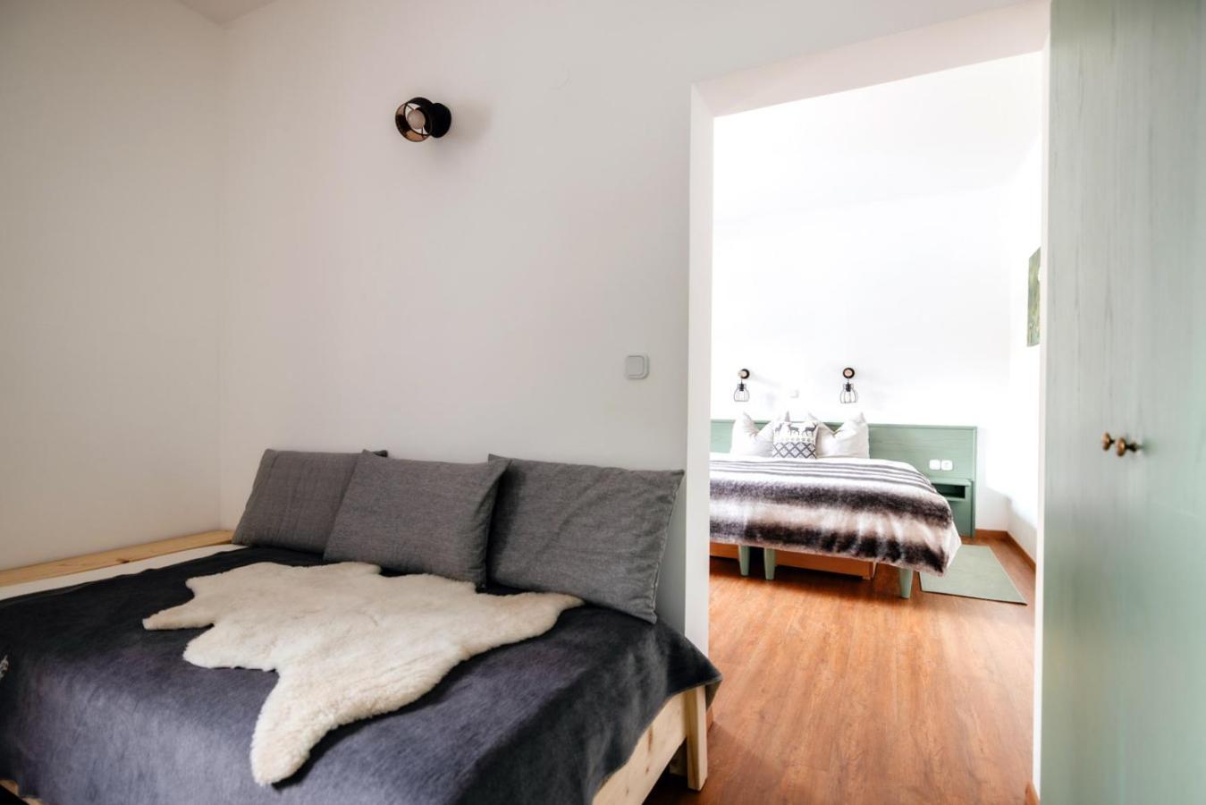 فندق Eko Hisa-Eco House Na Razpotju Solčava المظهر الخارجي الصورة