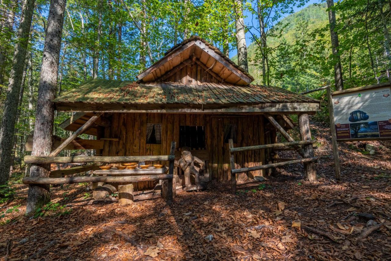 فندق Eko Hisa-Eco House Na Razpotju Solčava المظهر الخارجي الصورة